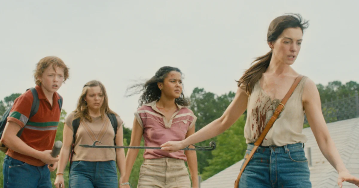 Maisy Stella e Christian Convery revelam bastidores de ‘O Fim da Rua’