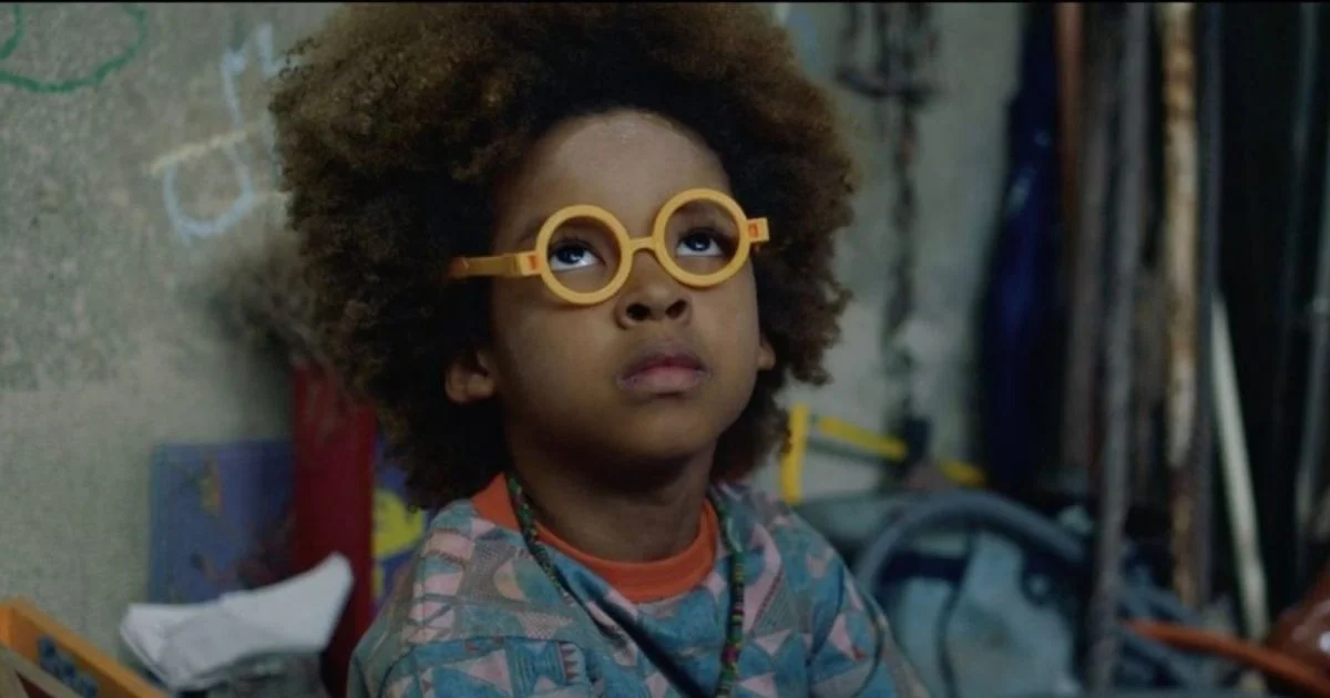 ‘Nosso Segredo’: filme vencedor do Festival de Gramado aprofunda o luto familiar
