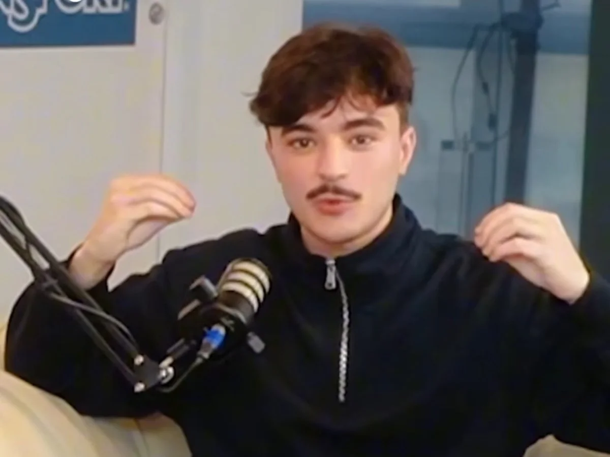 Edu Becks conta no PodFest como o namoro fake com Thata Freitas viralizou