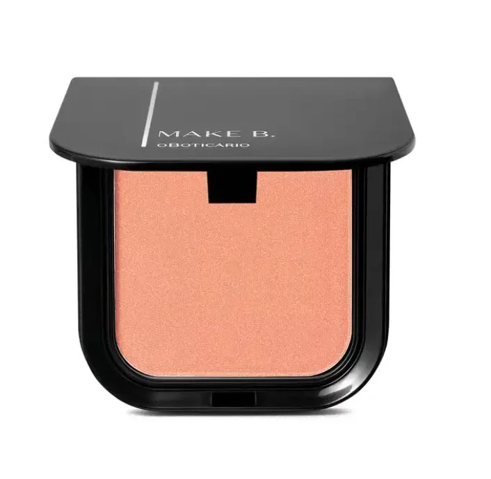 Blush em pó coral Make B., de O Boticário, para make de abóbora no Halloween