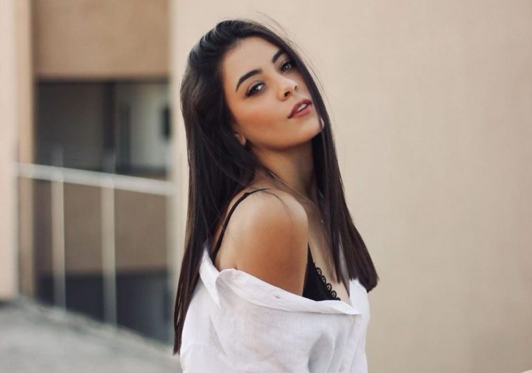 Quantos Anos A Sabina Do Now United Tem