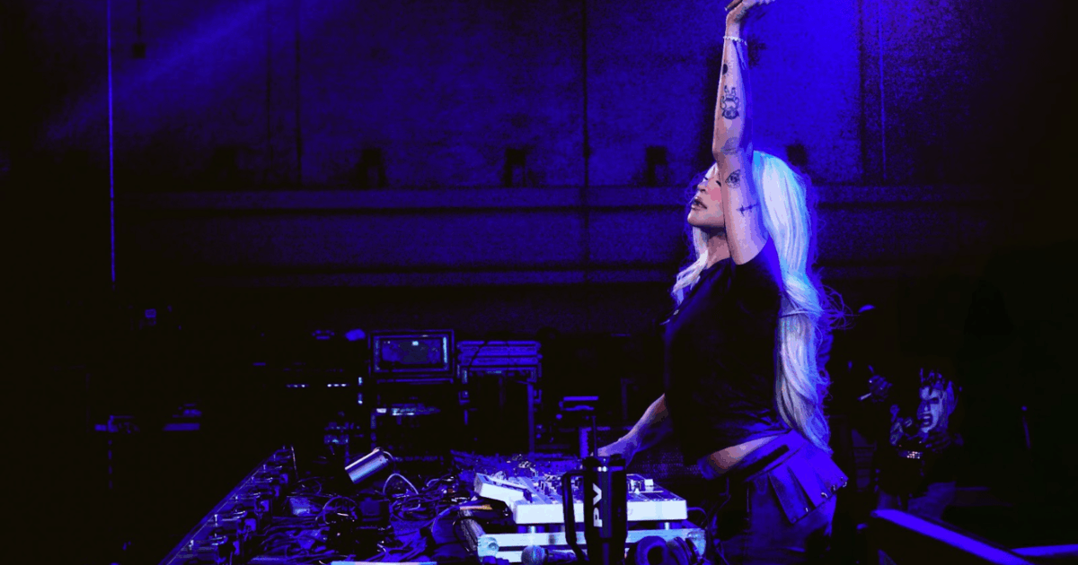 Pabllo Vittar chega com DJ set exclusivo para o SPFW pela Deezer