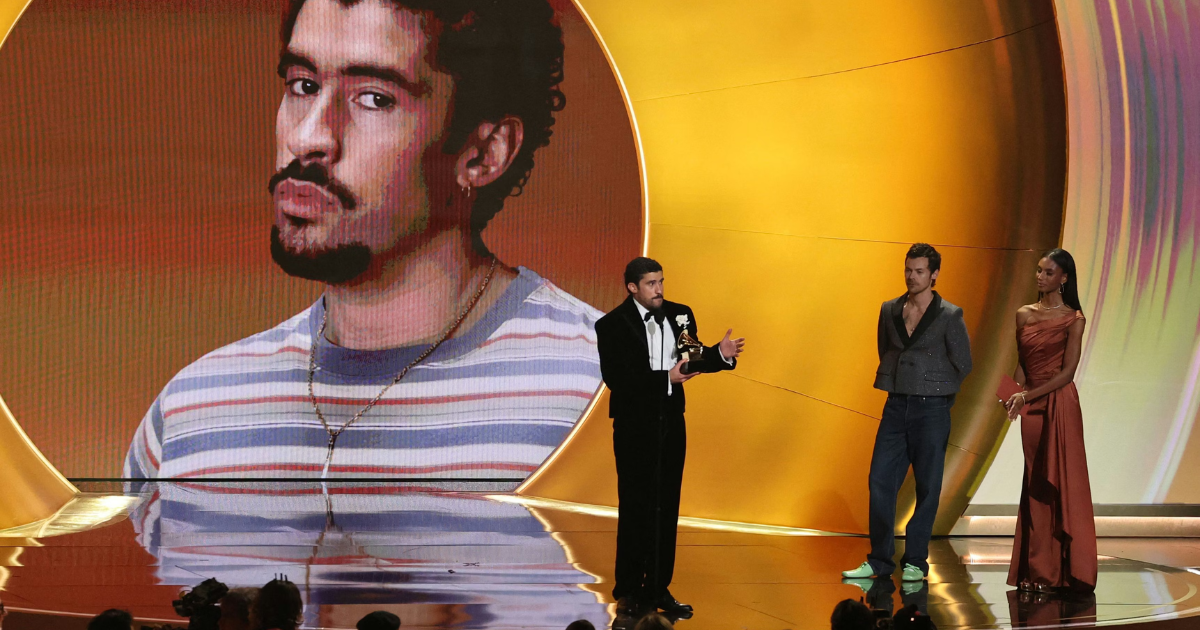 Bad Bunny em sua melhor fase: entre recordes no Grammy, a conexão com o Brasil