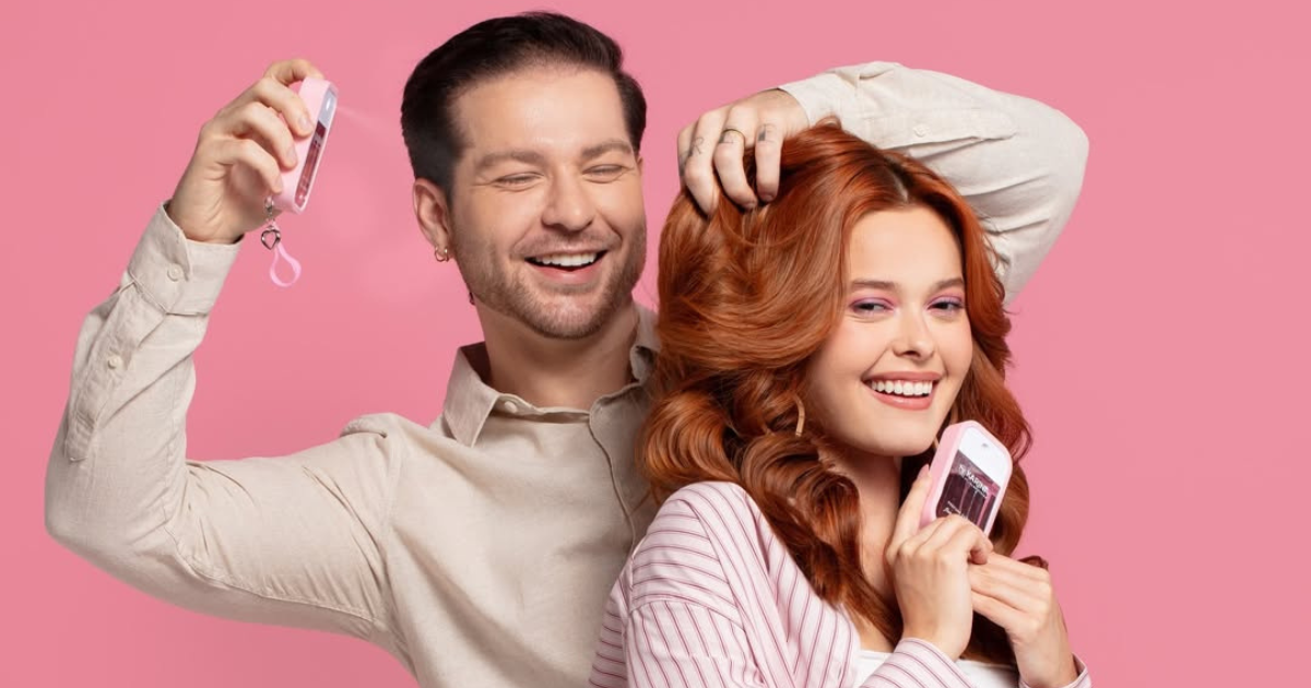 Karina e Alan Vivian lançam o perfume capilar da geração que quer tudo em um produto só!