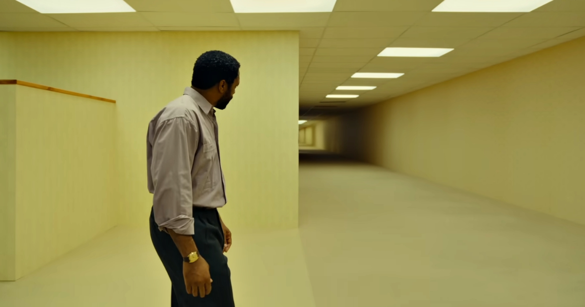 ‘Backrooms: Um Não-Lugar’: Vale a pena todo o hype?